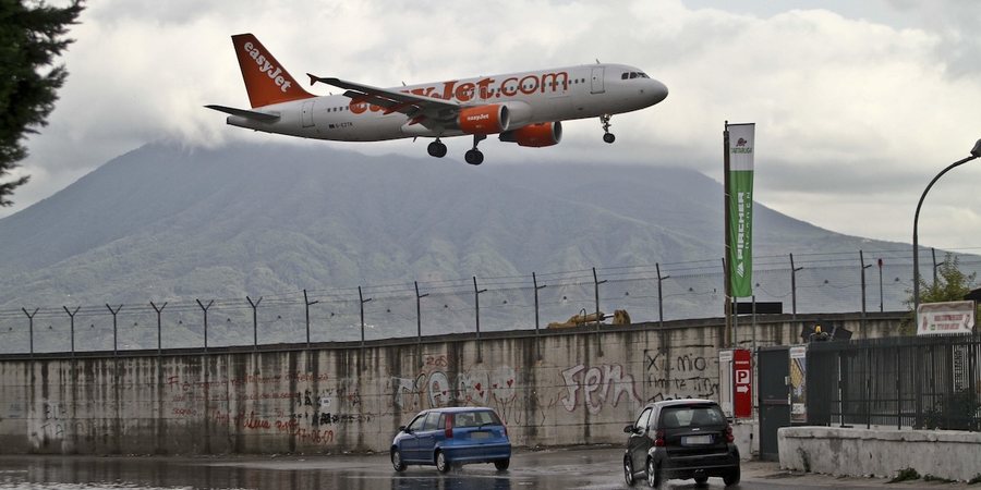 Dështimi i radarit në aeroportin e Napolit shkakton anulime dhe vonesa