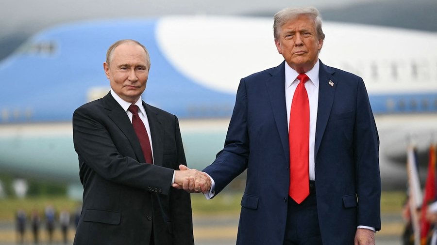 Trump i blen kohë Putinit