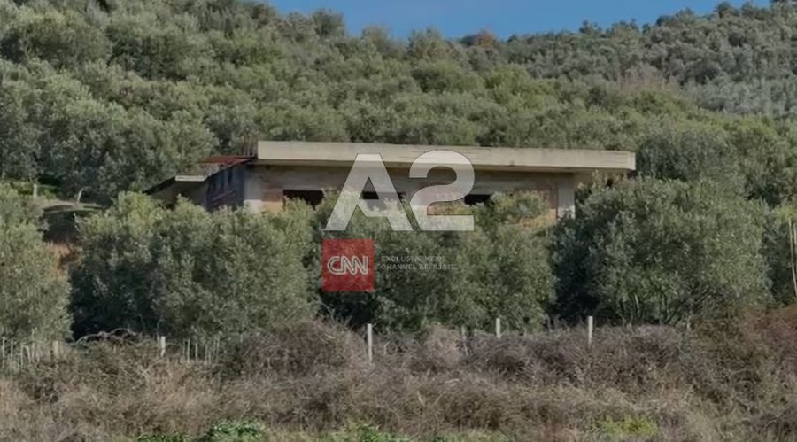 A2 CNN sjell pamje nga vendi ku u gjet&euml;n automjetet q&euml; do t&euml;