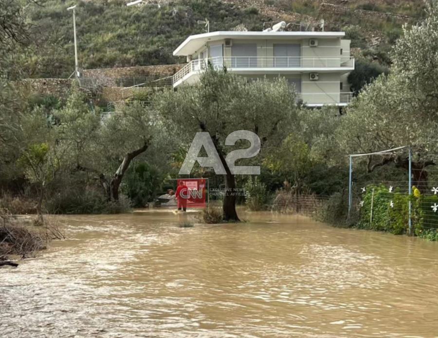 P&euml;rmbytje n&euml; Qeparo, preken banesa dhe toka bujq&euml;sore
