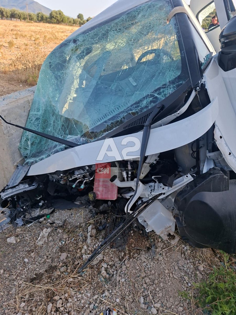 Aksident i r&euml;nd&euml; n&euml; aksin Vlor&euml;-Llogara, humb jet&euml;n