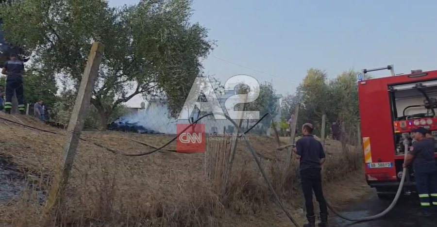 Zjarri përfshin oborrin e një banese në Libofshë të