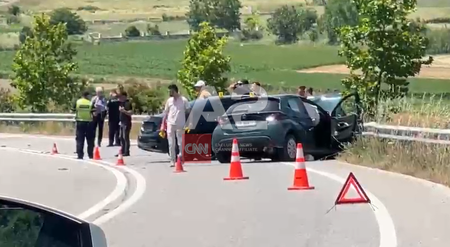 Aksident i shum&euml;fisht&euml; n&euml; autostrad&euml;n Levan-Tepelen&euml;, 3