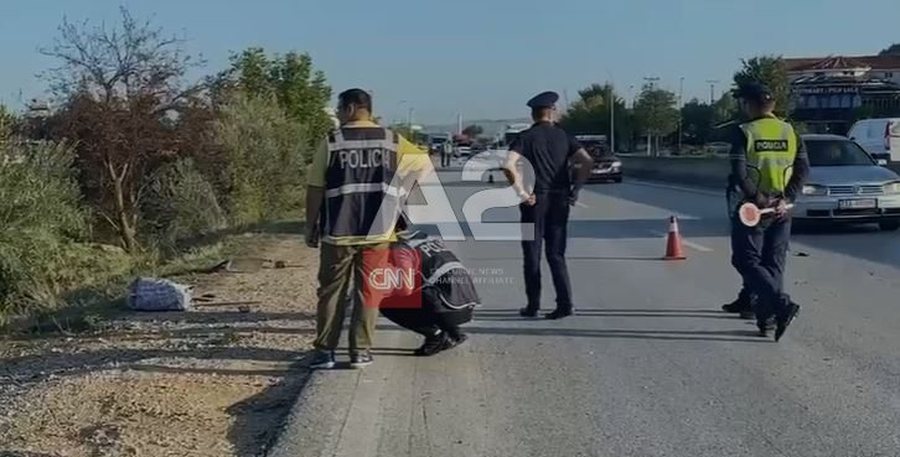 Autobusi i linjës Tiranë-Athinë merr para motorin, humb