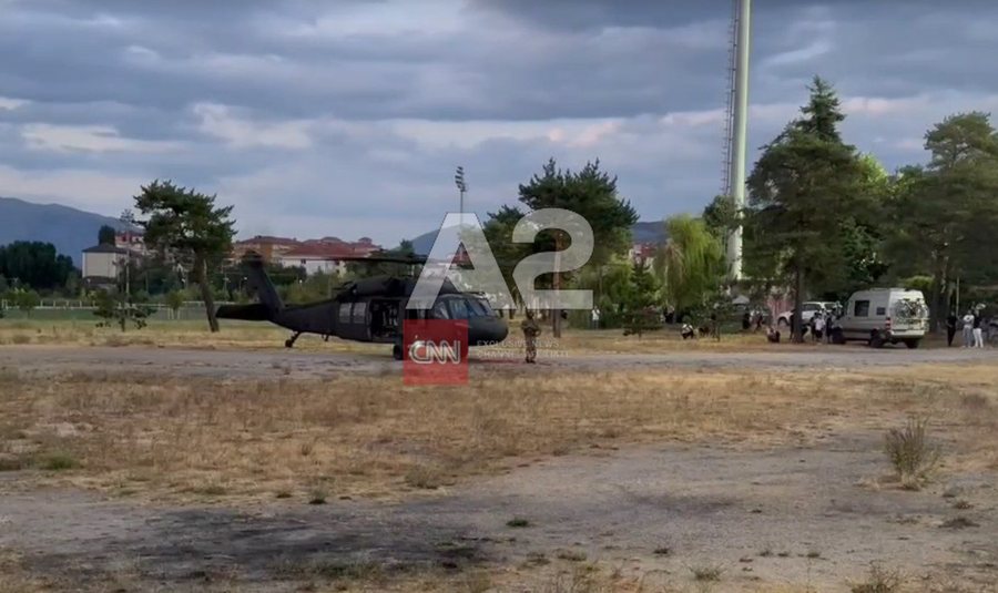 U aksidentua në Korçë, i riu dërgohet me helikopter drejt