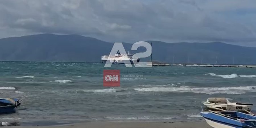 Deti i trazuar vonon tragetin e Vlorës