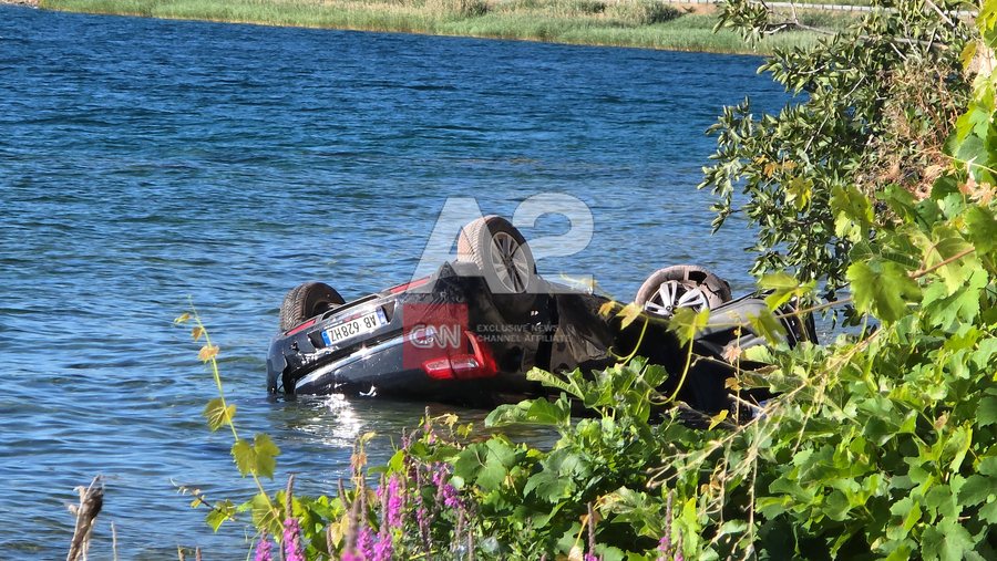 Aksident me vdekje në Pogradec, makina bie në liqen