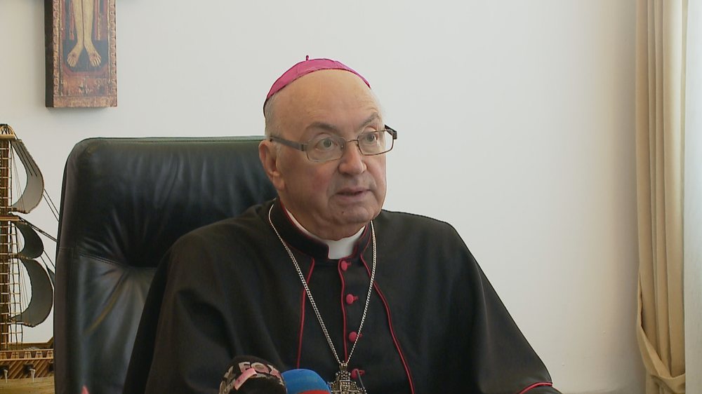 "Nuk duam vetëvrasjen e kombit, politika të reflektojë"