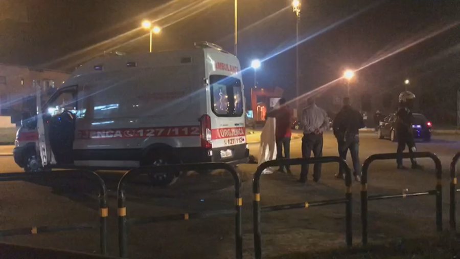 Durrës, gruaja humb jetën pasi bie nga dritarja e banesës