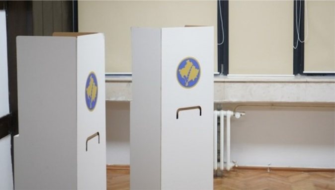 Mbyllen qendrat e votimit në Kosovë