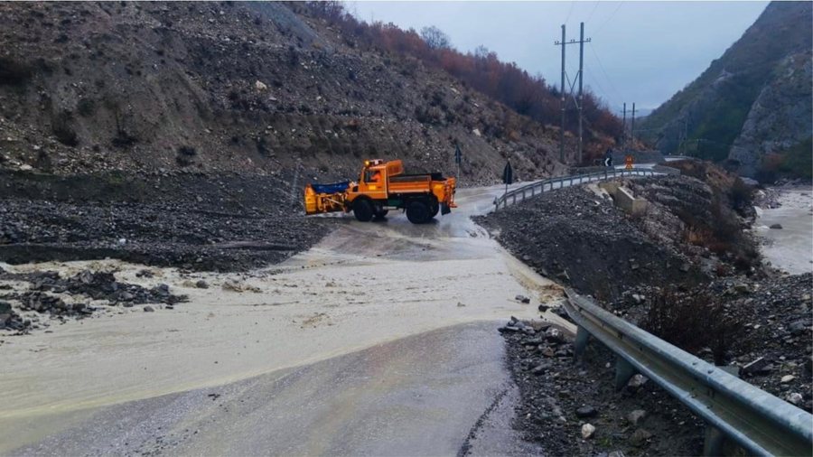 R&euml;nie gur&euml;sh n&euml; disa akse n&euml; veri, ARRSH: Qarkullimi vijon