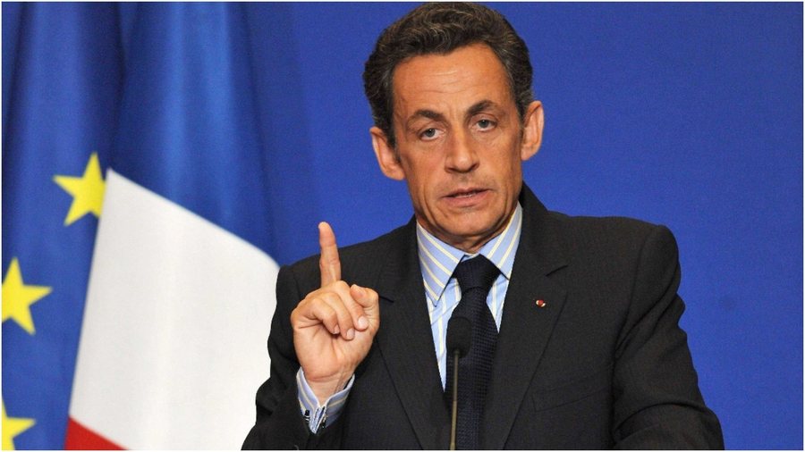 Nicolas Sarkozy përjashtohet nga Legjioni i Nderit