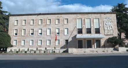 Ndryshime në qeveri, miratohen emërime në disa ministri