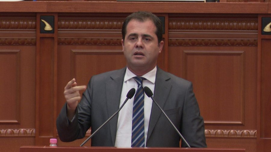 “Zgjedhjet, një sëmundje autoimune për sistemin