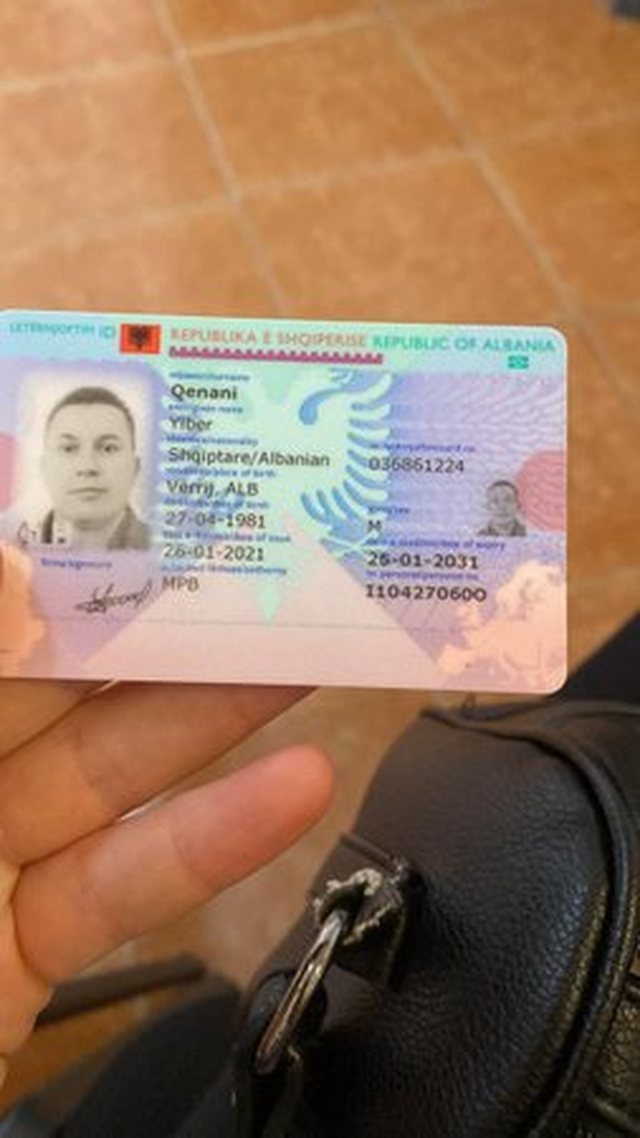 &ldquo;Nj&euml; baba lufton p&euml;r jet&euml;n&rdquo;, Ylber Qenani k&euml;rkon