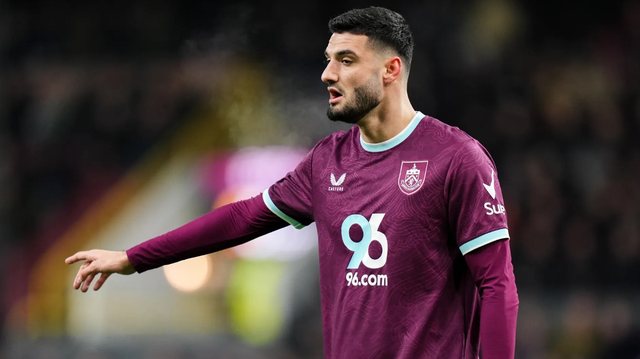 Burnley, trajneri merr vendimin e papritur p&euml;r Broj&euml;n