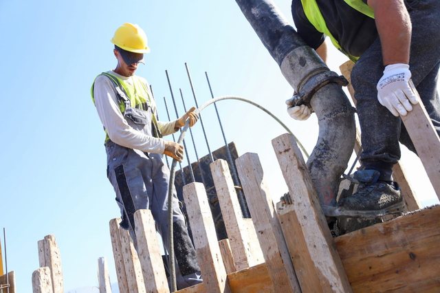 Munges&euml; e theksuar e fuqis&euml; pun&euml;tore/ DW: &Ccedil;far&euml; po