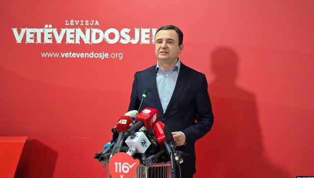 "Fitoi populli i Kosov&euml;s dhe Republika!"/ Kurti shpall fitoren