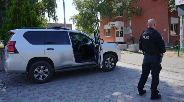 Policia e Kosovës merr nën kontroll ndërtesën e