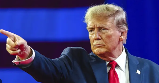 Trump tërheq pothuajse 50 ambasadorë anembanë botës, ata