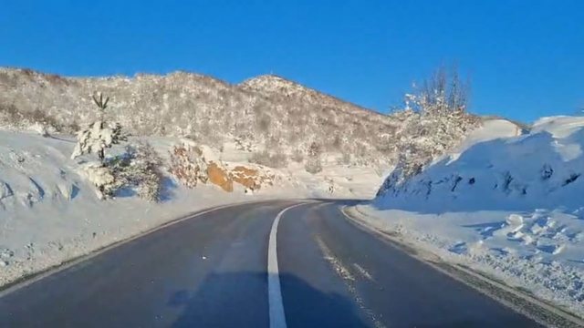 Mot i acart&euml; n&euml; Qarkun Elbasan, termometri zbret n&euml; -15