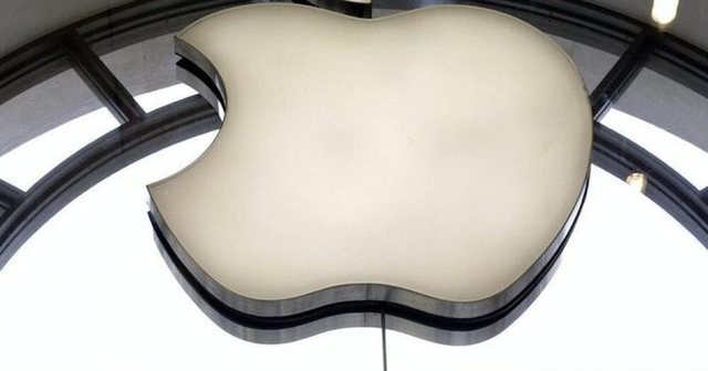 "Apple" gjobitet 100 milion&euml; euro p&euml;r abuzim me pozicionin