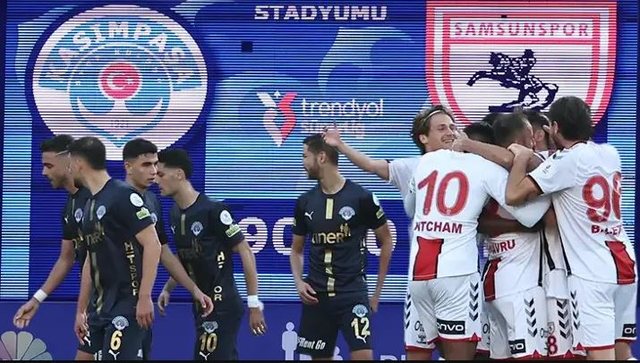 Vijon skandali i trukimeve n&euml; Turqi, arrestohen 14 futbollist&euml; dhe