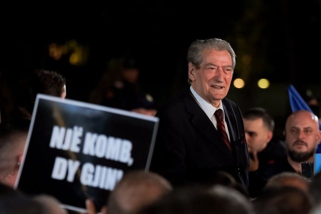 Sali Berisha me shpres&euml; p&euml;r t&euml; rr&euml;zuar Ram&euml;n, thirrja e