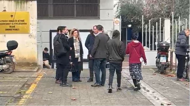Protesta e opozit&euml;s, sot njihen me mas&euml;n e siguris&euml; 4