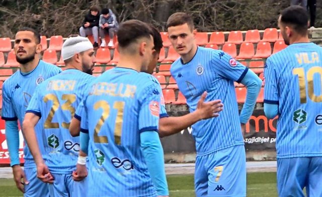 Dinamo kompleton përmbysjen, kualifikohet në gjysmëfinale, show