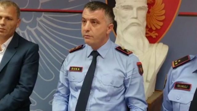 Arsyeja/ Drejtori i Drejtoris&euml; Vendore t&euml; Policis&euml; Dib&euml;r jep