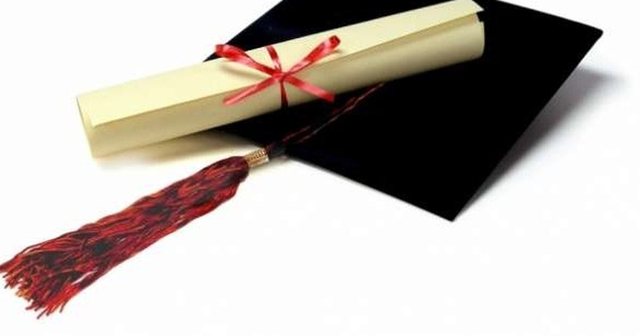 A po e zëvendëson teknologjia diplomën universitare?