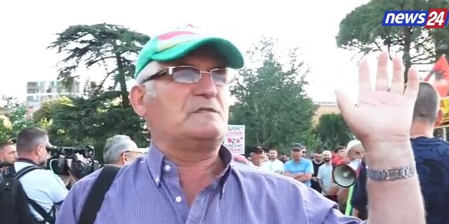 Dita e 20 e revolt&euml;s popullore/ Protestuesi: Shqip&euml;ria n&euml; rrezik!