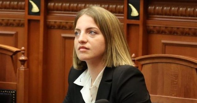 Ko&ccedil;eku largohet nga PS, nes&euml;r mbledhje e kryesis&euml; dhe grupit