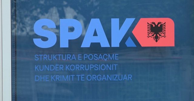 Miliona euro cash në fuçi 50 litroshe, dalin detaje nga rrjeti i