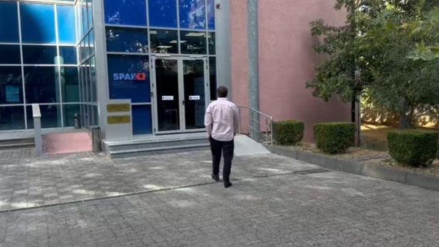 Deklaroi se po sqaronte pozitën e tij, vëllai i Erion Veliajt