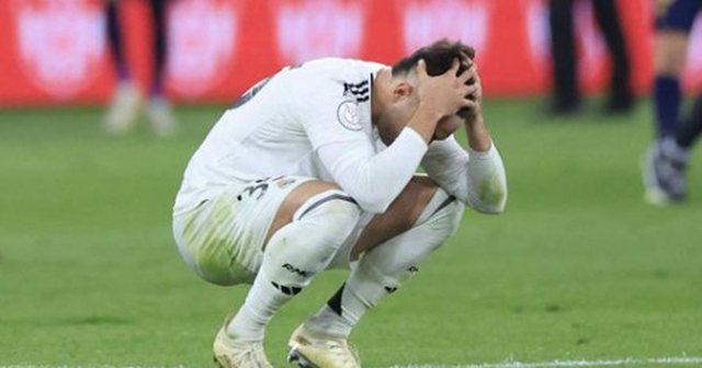 Raul Asencio dhe tre ish-shokë të tij skuadre te Real Madridi, ndiqen