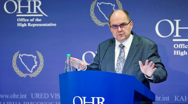 Schmidt e pezullon financimin buxhetor për partinë e Dodikut