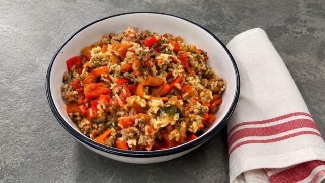 Casserole with peppers, rice and minced meat