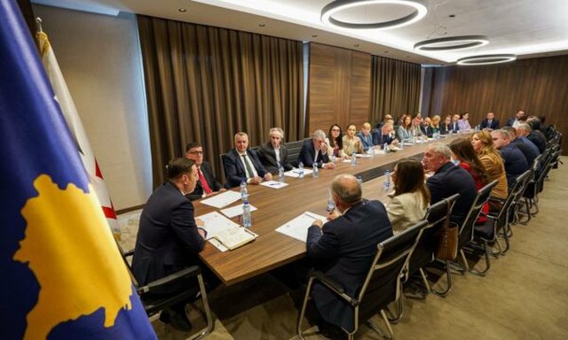 Kosova ende pa qeveri, LDK propozon qeveri teknike