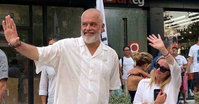 Zgjedhjet e 11 majit, Meloni uron Ramën për fitoren e mandatit të