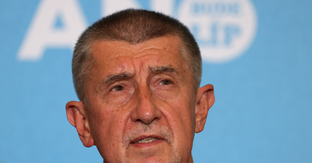 Kryeministri Andrej Babis i prerë: Republika Çeke refuzon