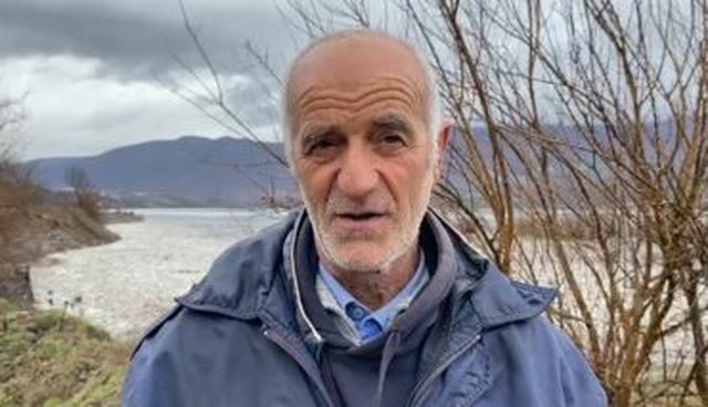 Mbeturinat pushtojn&euml; Liqenin e Fierz&euml;s/ Banor&euml;t: Situata