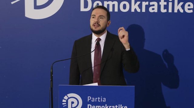 Salianji kund&euml;r Berish&euml;s: Ram&euml;n do e rr&euml;zoj&euml; SHBA-ja,