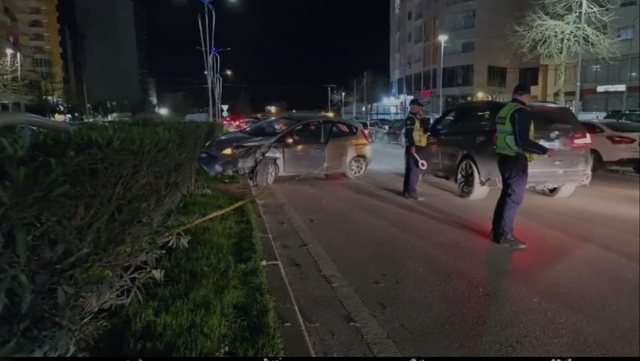 Aksident zinxhir në Vlorë/ Mjeti i arratiset Policisë,