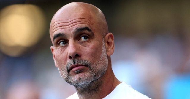 Liga e Kampion&euml;ve: Guardiola kritikon presionin, thekson