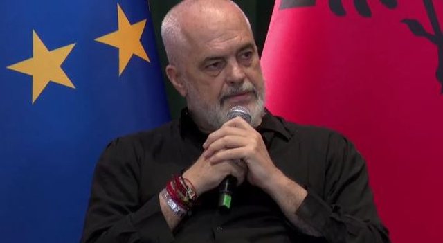 Protesta kundër tij shtohet çdo ditë, Rama justifikohet para