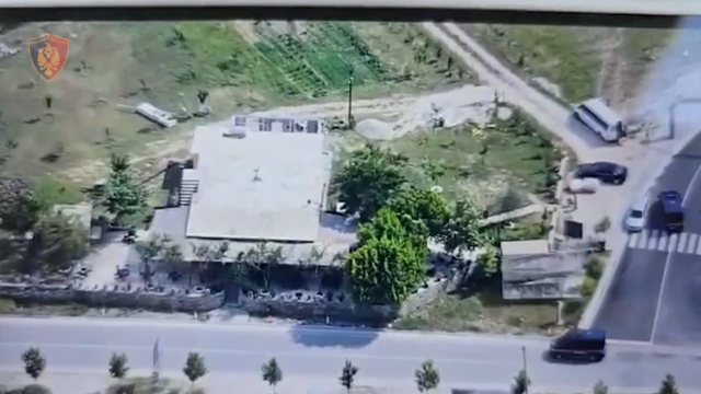 Goditet grupi kriminal në Vlorë, arrestohen gjashtë persona/