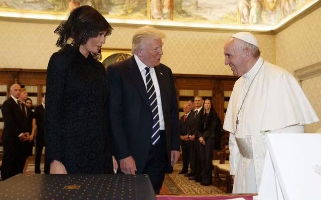 Lamtumira e fundit e Papës/ Ceremonia mes të premtes dhe të