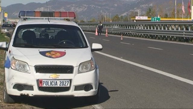 Aksident me vdekje n&euml; aksin rrugor Lezh&euml;&ndash;Milot, makina